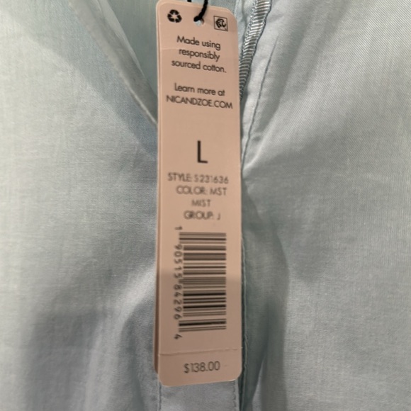 NWT Nic + Zoe Lightweight Button Shirt - Picture 7 of 8